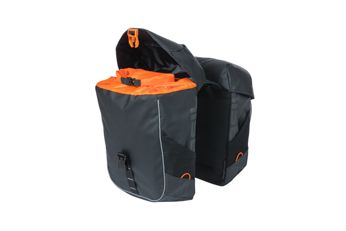Basil - Miles Tarpaulin Double Bag image 5