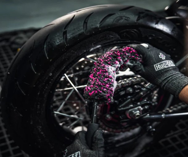 Muc-Off - Detailing Brush Set image 2