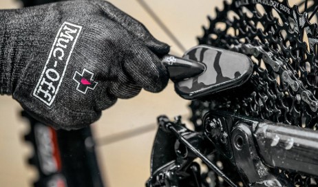 Muc-Off - Detailing Brush image 2