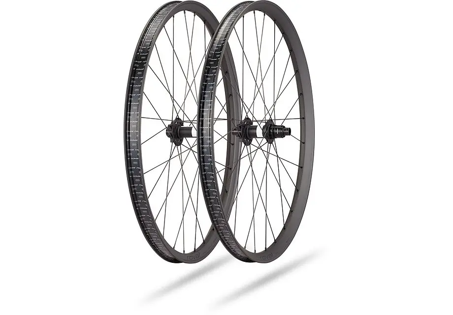 TRAVERSE HD 350 29 6B 28H FRONT CARBON/BLK