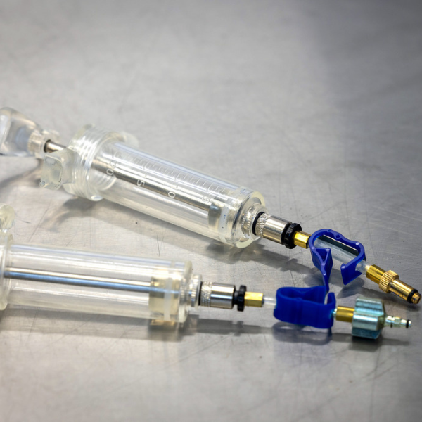 Unior Bleedkit Brake Bleeding Kit image 3