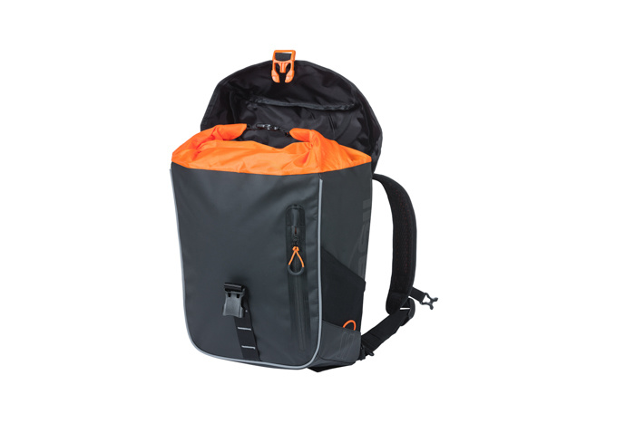 Basil - Miles Tarpaulin Daypack image 7
